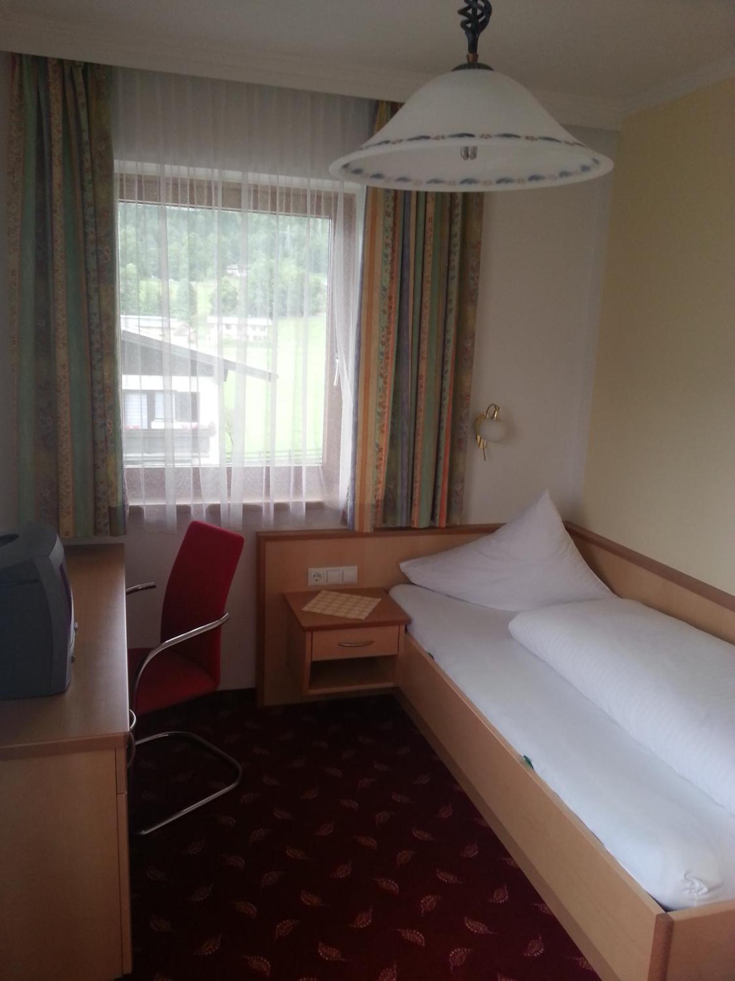 Pension Rieder Kaprun Zimmer foto